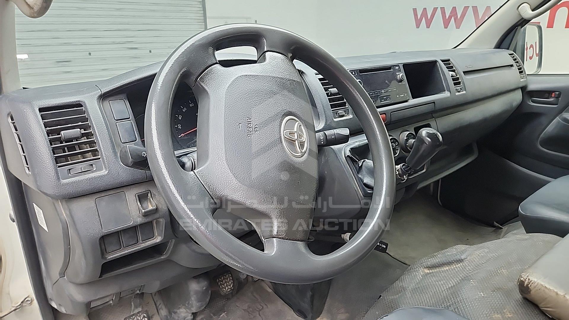 2015 TOYOTA HIACE VIN: JTGRX12P8F8046479