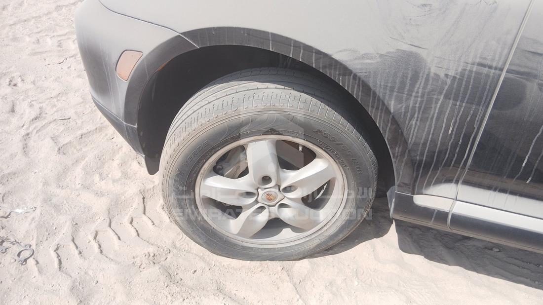 2006 Porsche Cayenne S — Front Left Tyre — Photo 32