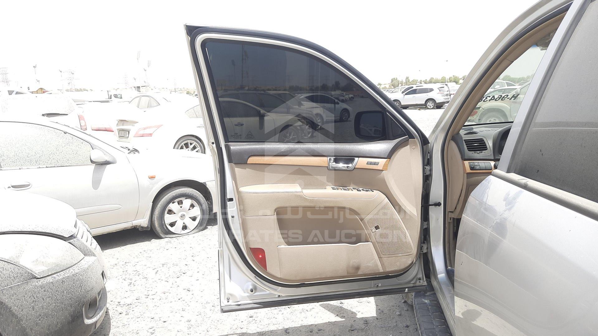 2013 KIA MOHAVE VIN: KNAKN8119D5098662