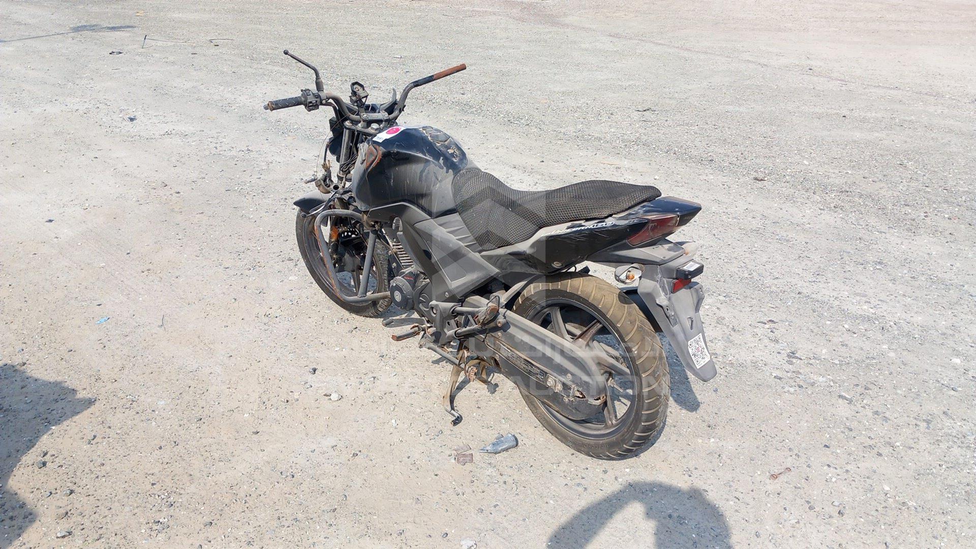 2017 HONDA UNICORN 160 VIN: ME4KC2066H8003423