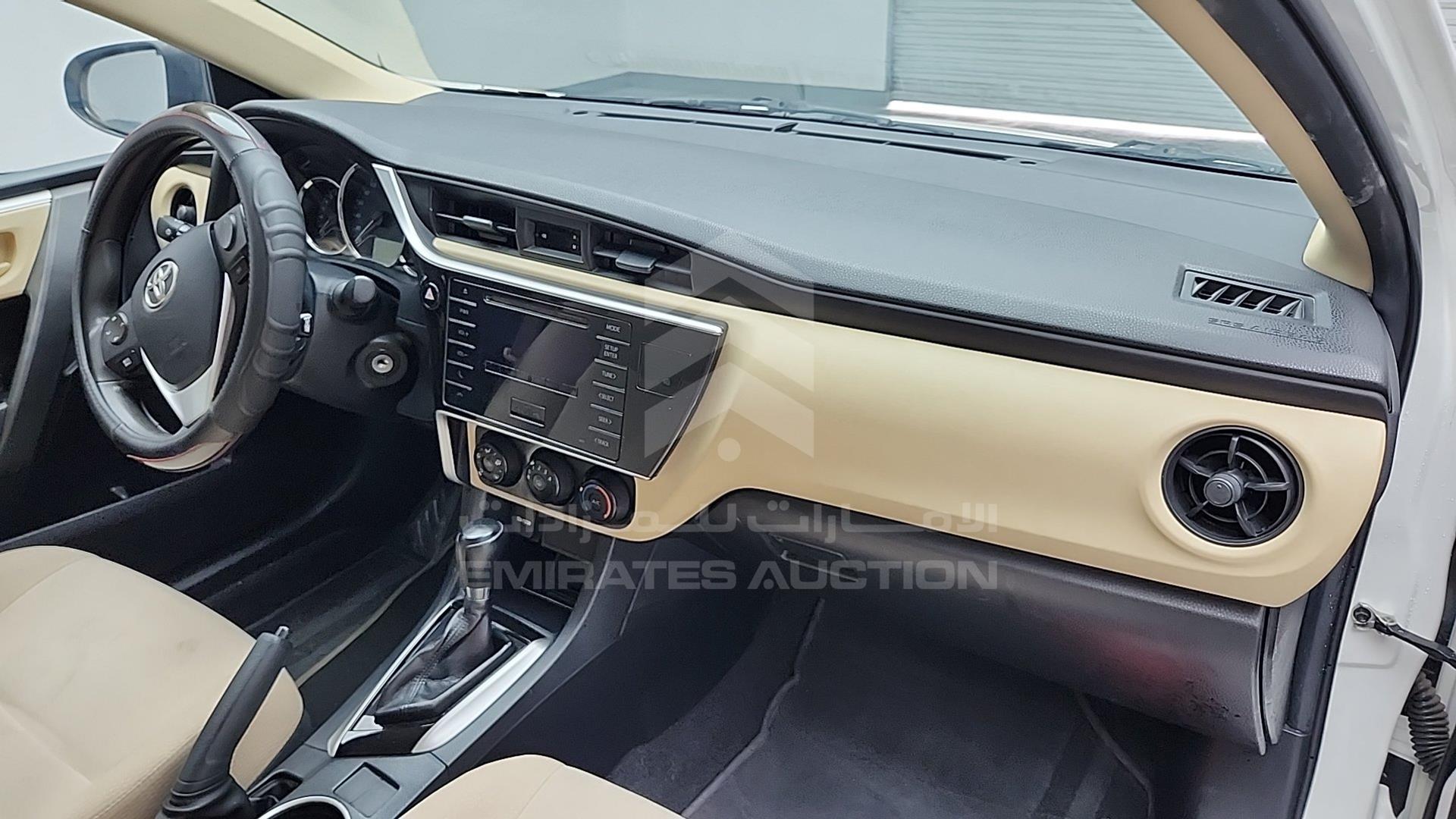 2019 TOYOTA COROLLA VIN: RKLBB9HE5K5227362