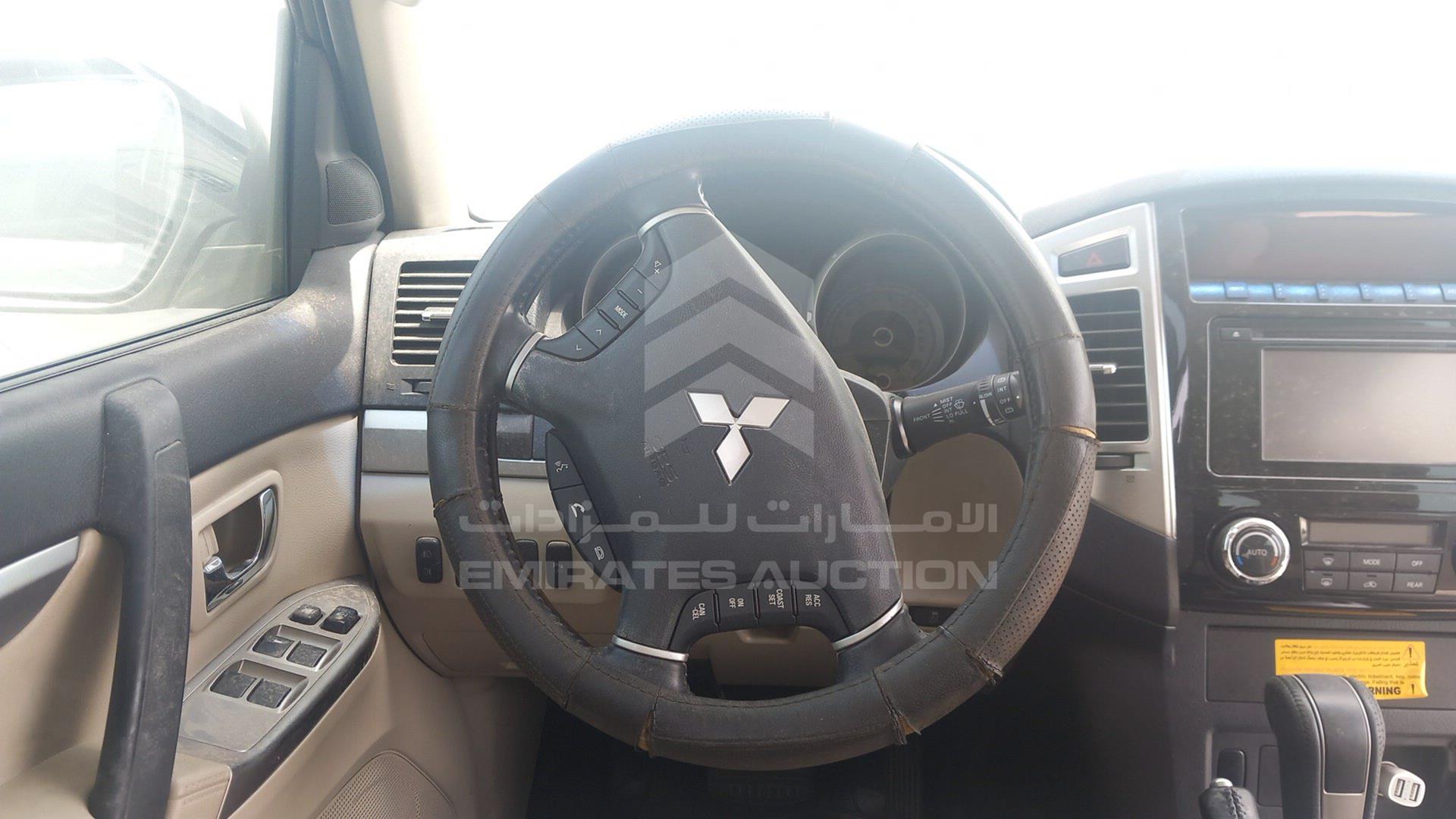 2017 MITSUBISHI PAJERO VIN: JE4MR62N1HJ708367