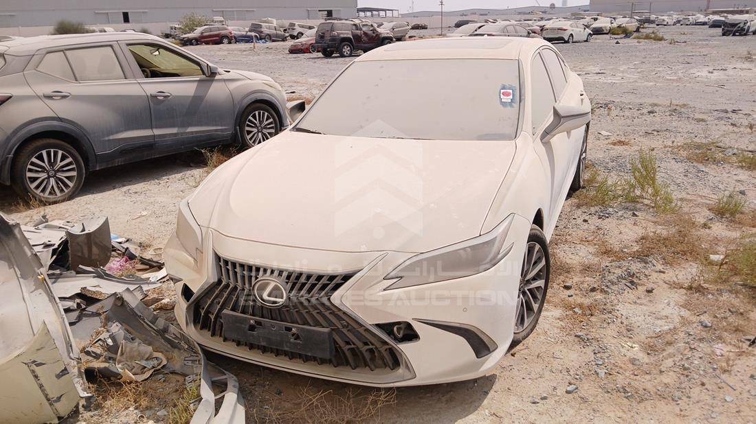 2023 Lexus ES 300 H Premier — Full Front View — Photo 1