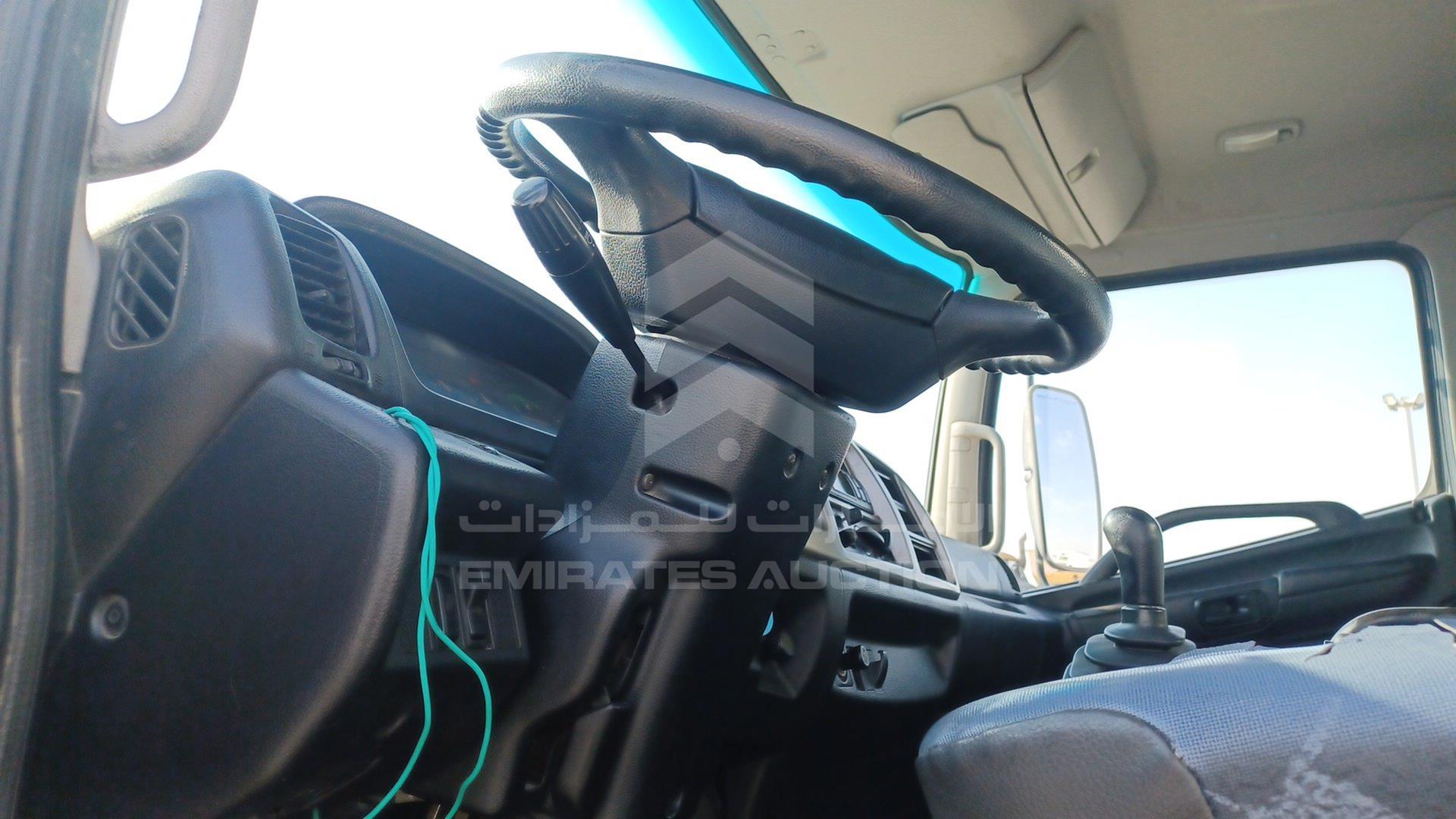 2011 HINO 500 VIN: JHDFG1JP1B1S18435