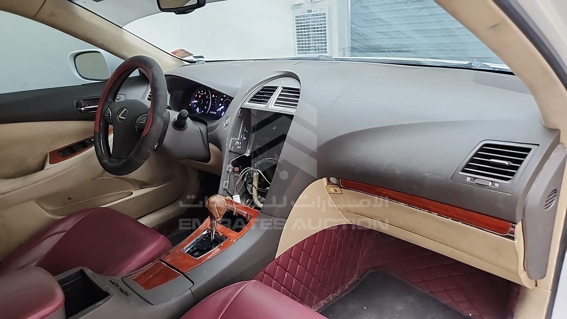 2011 LEXUS ES 350 VIN: JTHBK1EG1B2415770