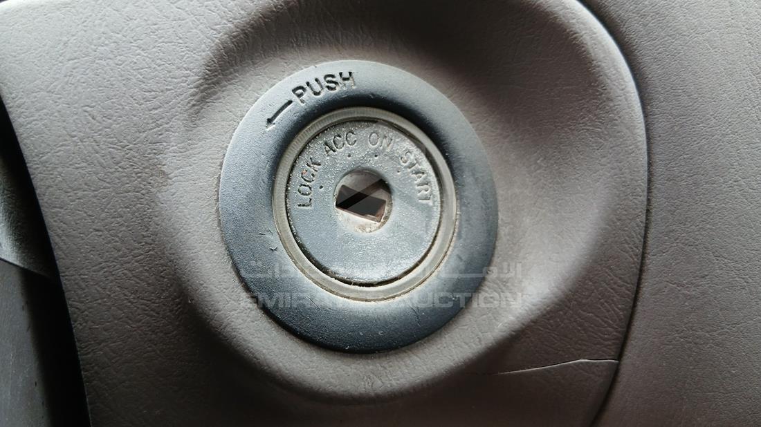 2000 Toyota Camry — Keys — Photo 4