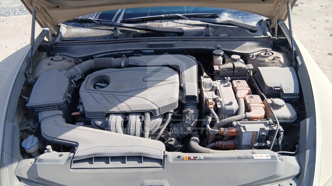 2021 Hyundai Sonata Hybrid — Engine Bay — Photo 28