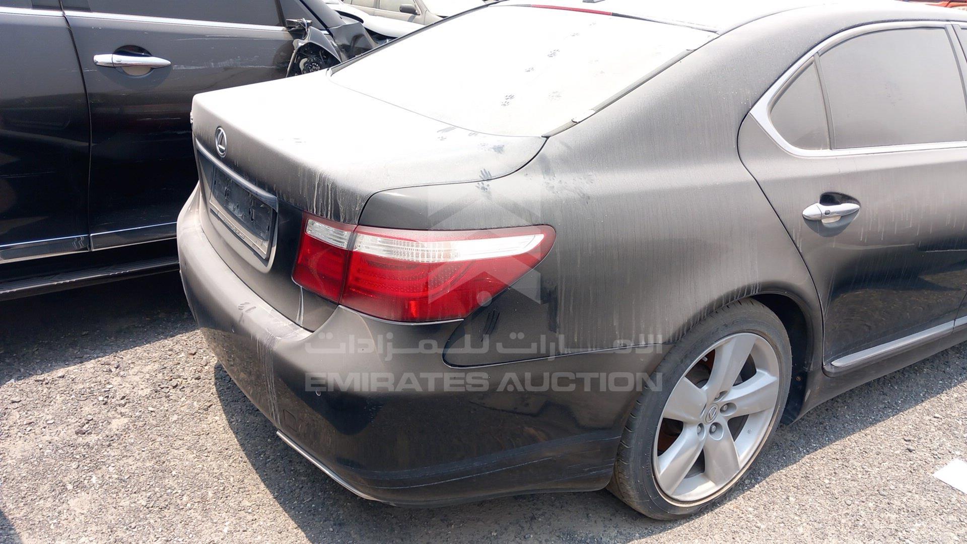 2008 LEXUS LS 460 VIN: JTHGL46F985026957