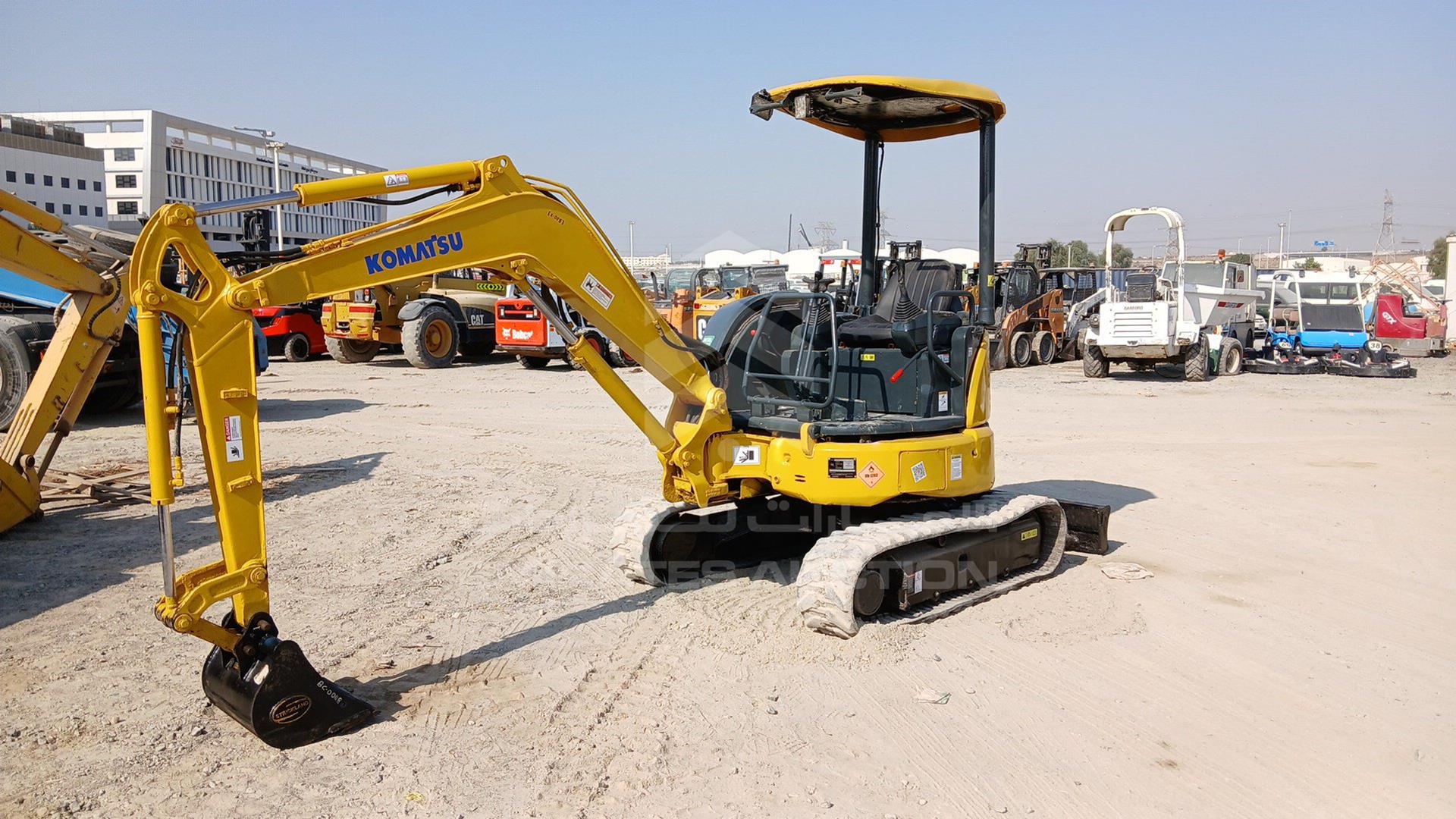2004 KOMATSU --- VIN: KMTPC120J00512107