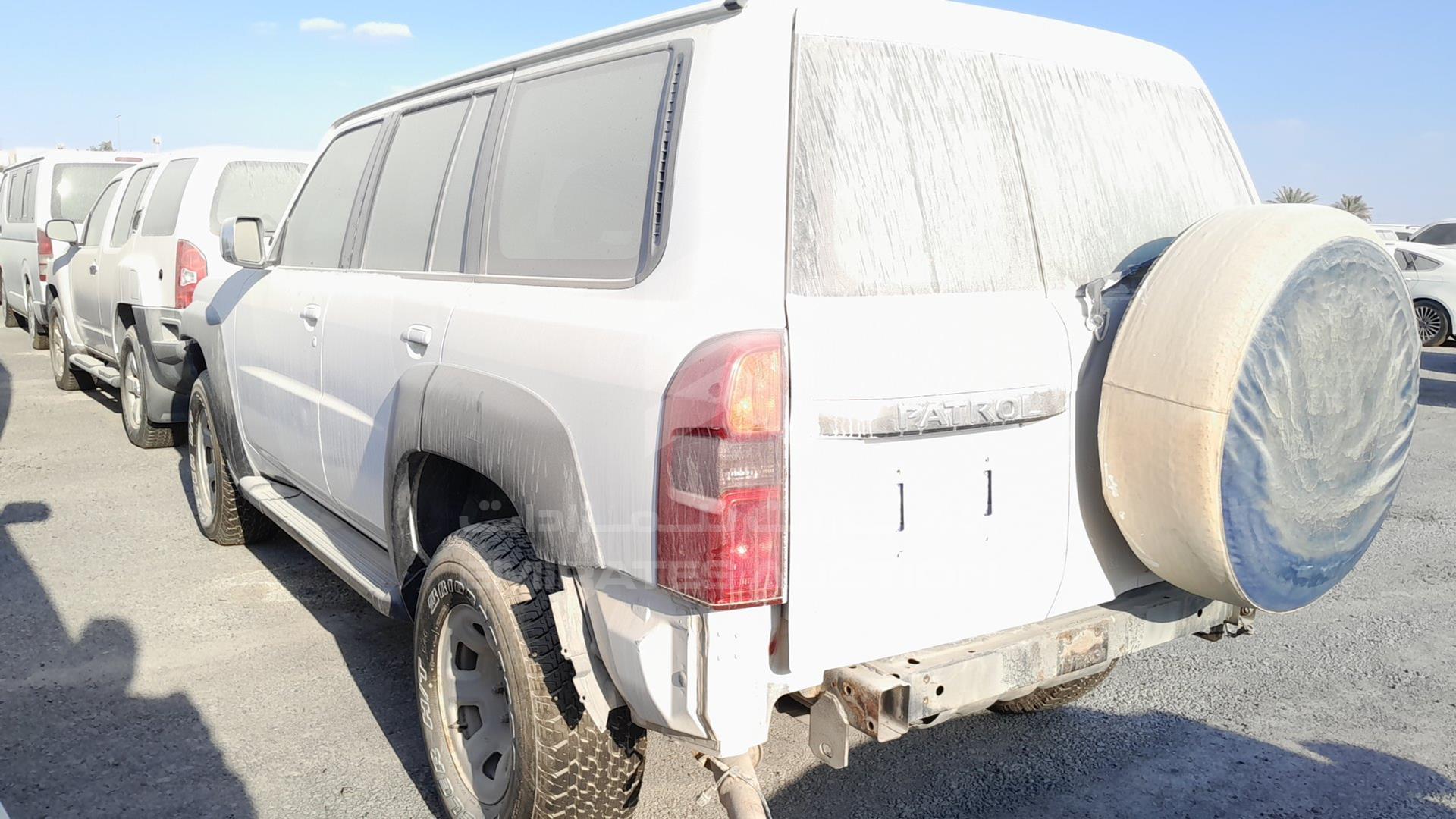 2008 NISSAN PATROL VIN: JN8FY15Y08X568635