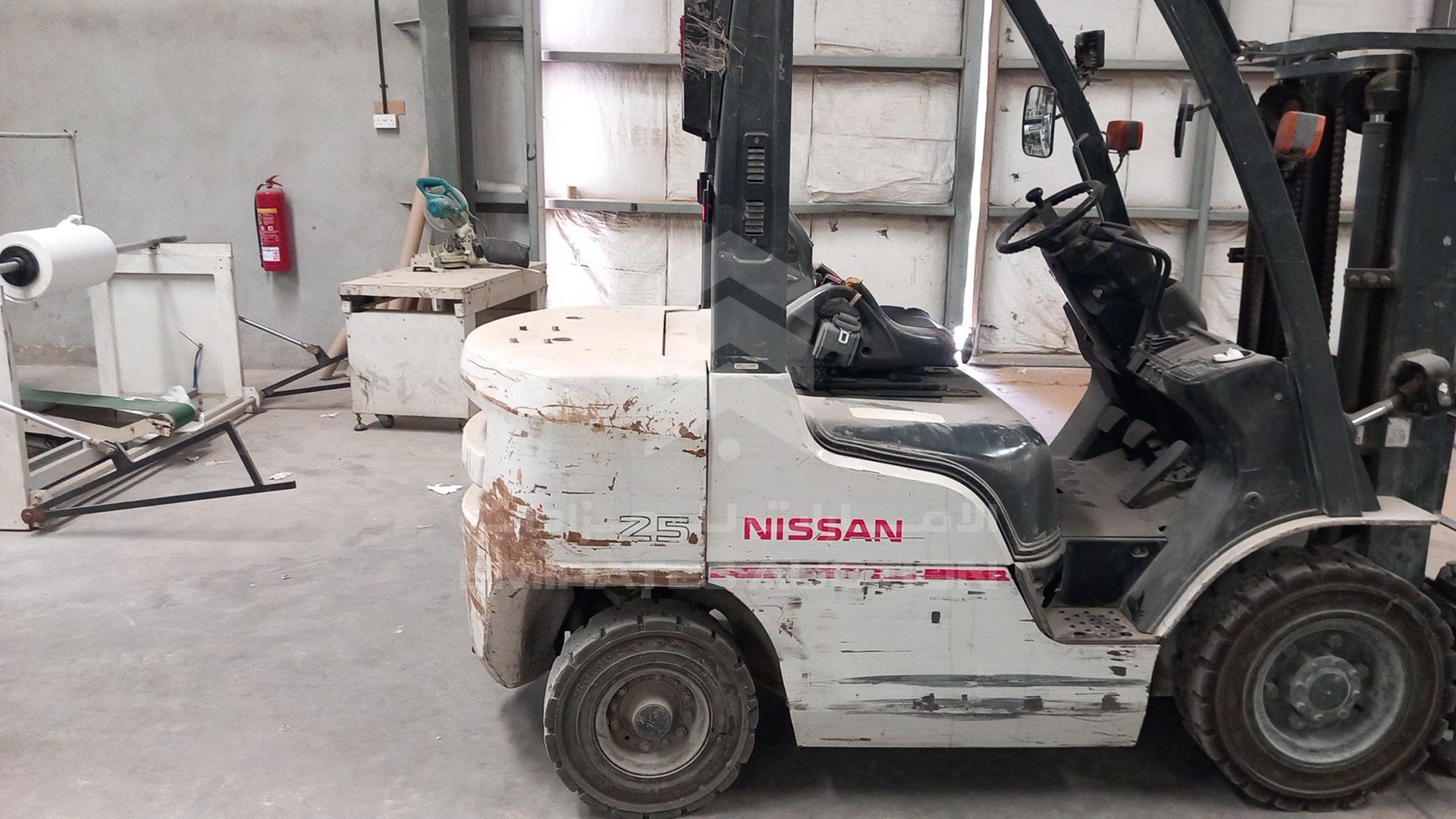 0 NISSAN FORKLIFT VIN: NP1F2-00310