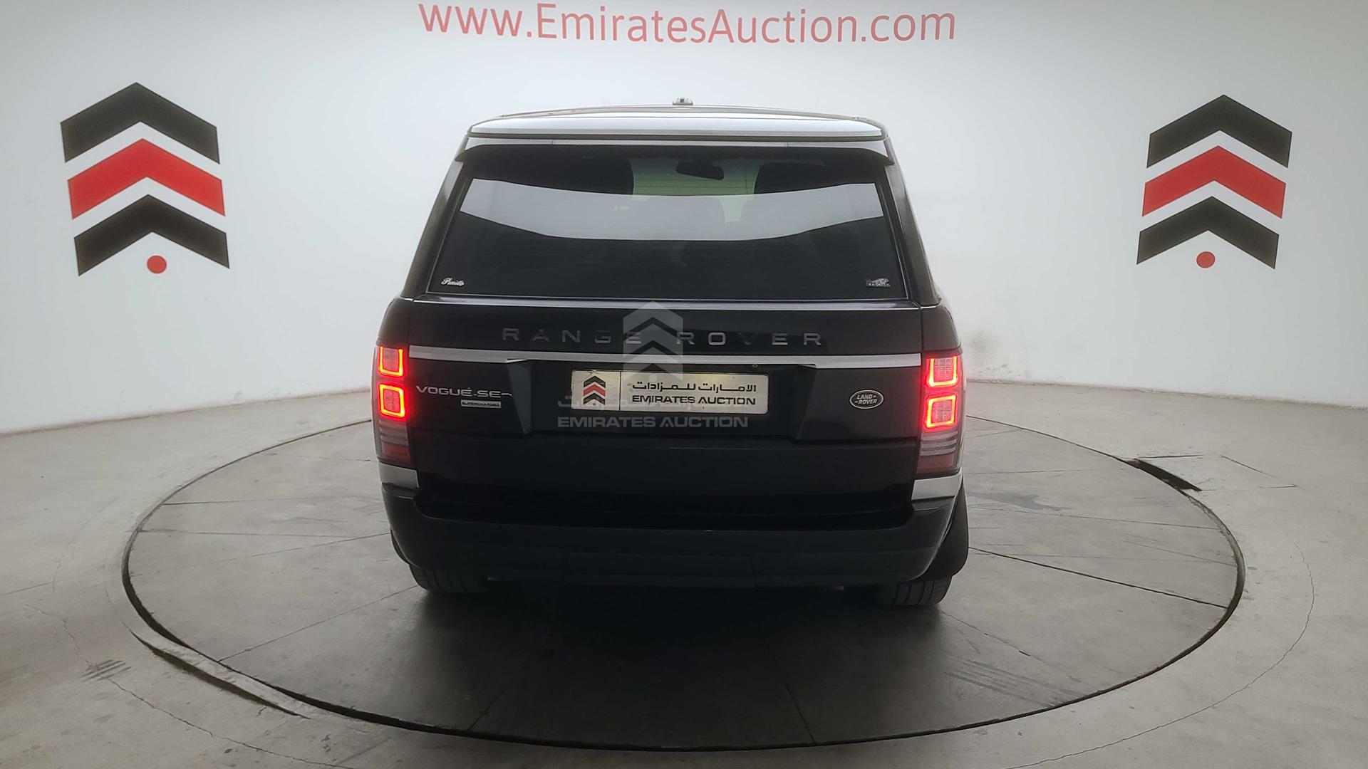 2015 RANGE ROVER VOGUE VIN: SALGA2EF5FA226826