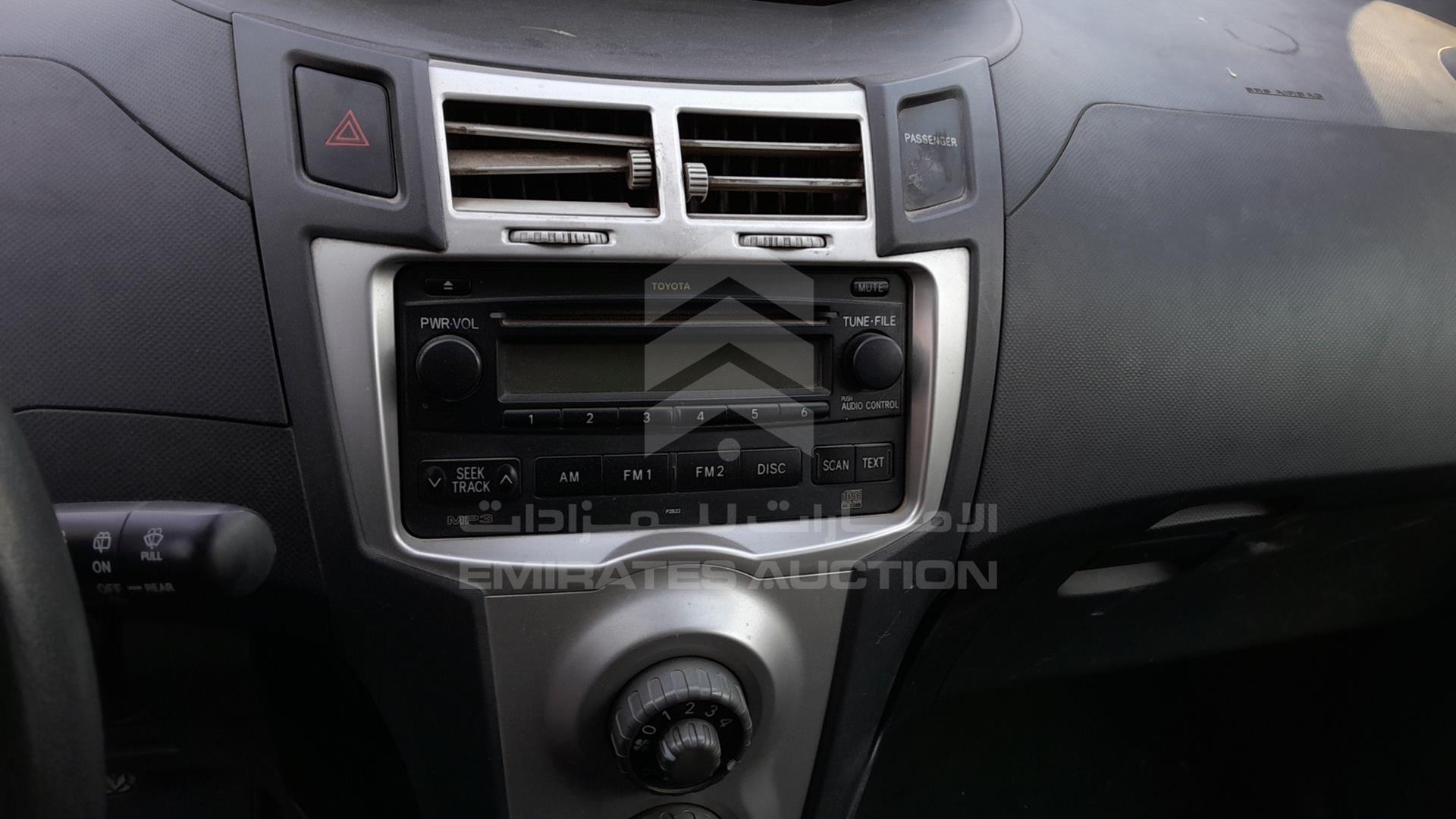 2008 TOYOTA YARIS VIN: JTDKW923585114707