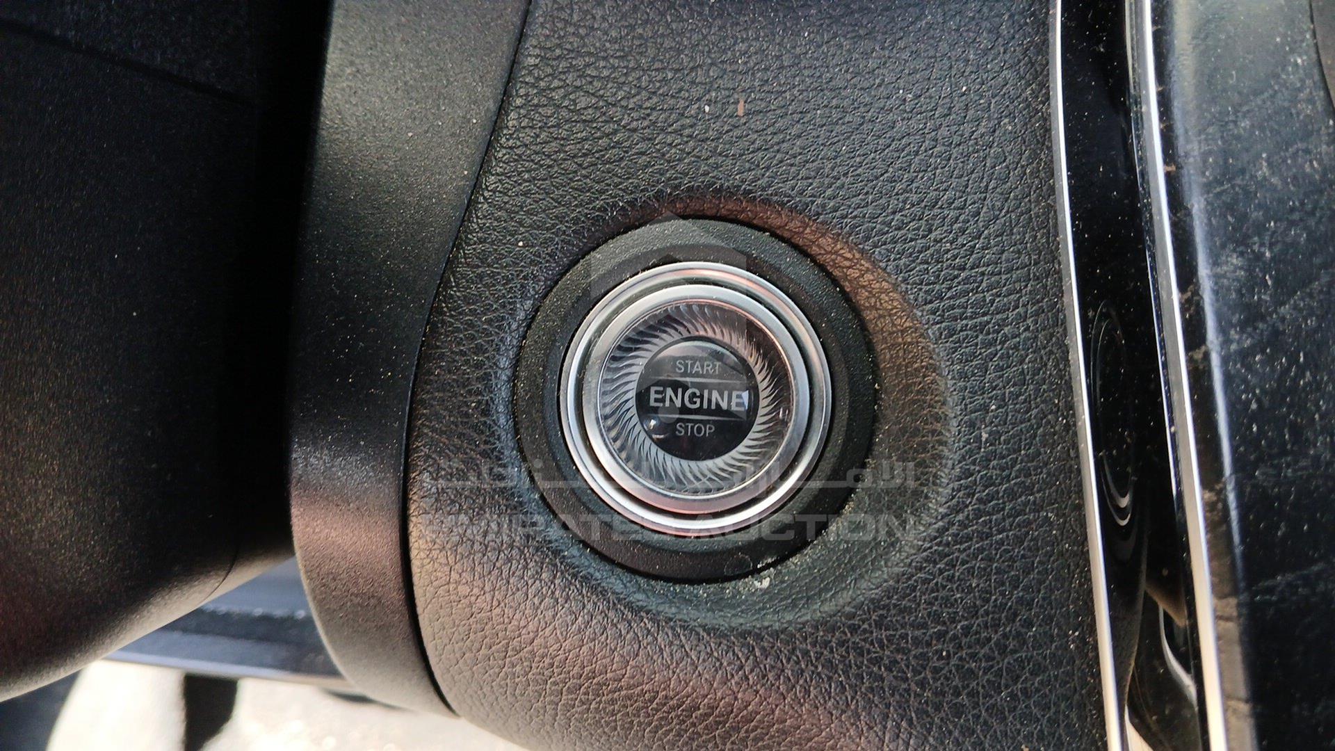 2019 MERCEDES C 300 VIN: 55SWF8DB6KU298088
