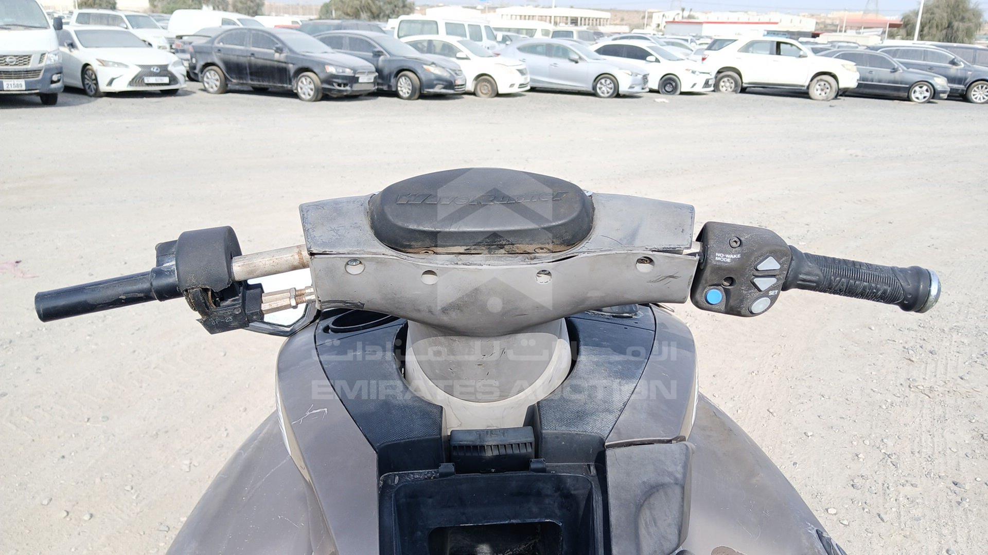 0 JET SKI YAMAHA VIN: SUYAMA20871809