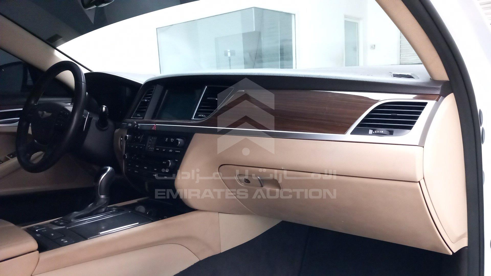 2017 HYUNDAI GENESIS VIN: KMHGN41E7HU183544