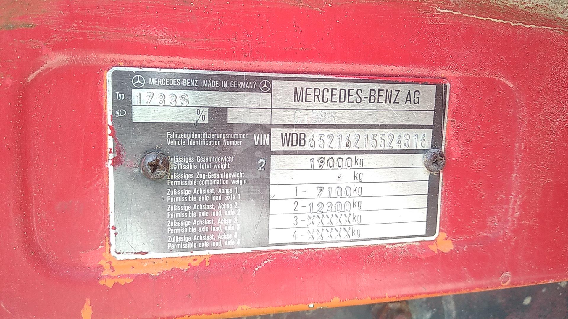 1991 MERCEDES --- VIN: WDB65142715735386