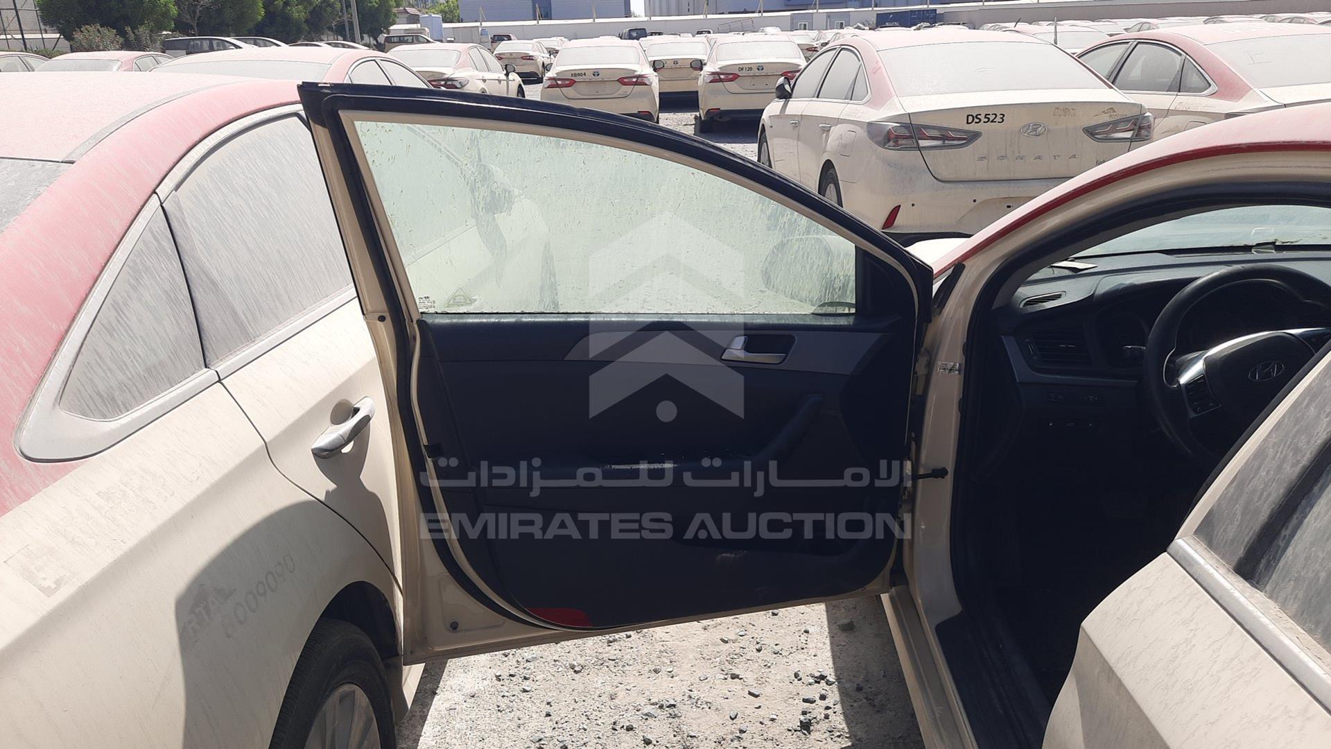 2019 HYUNDAI SONATA VIN: KMHE24136KA093020