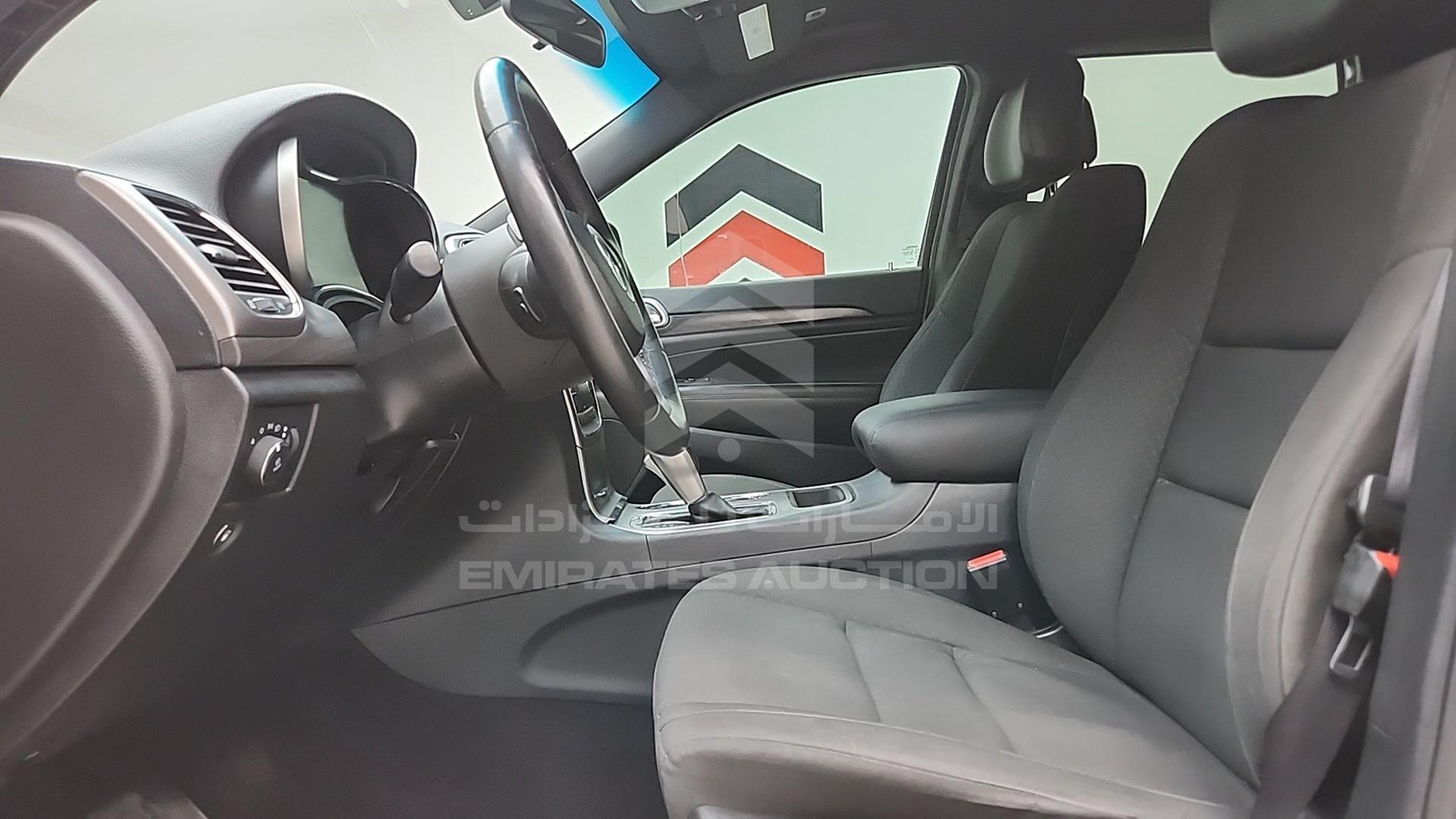 2018 JEEP GRAND CHEROKEE VIN: 1C4RJEAG9JC429523