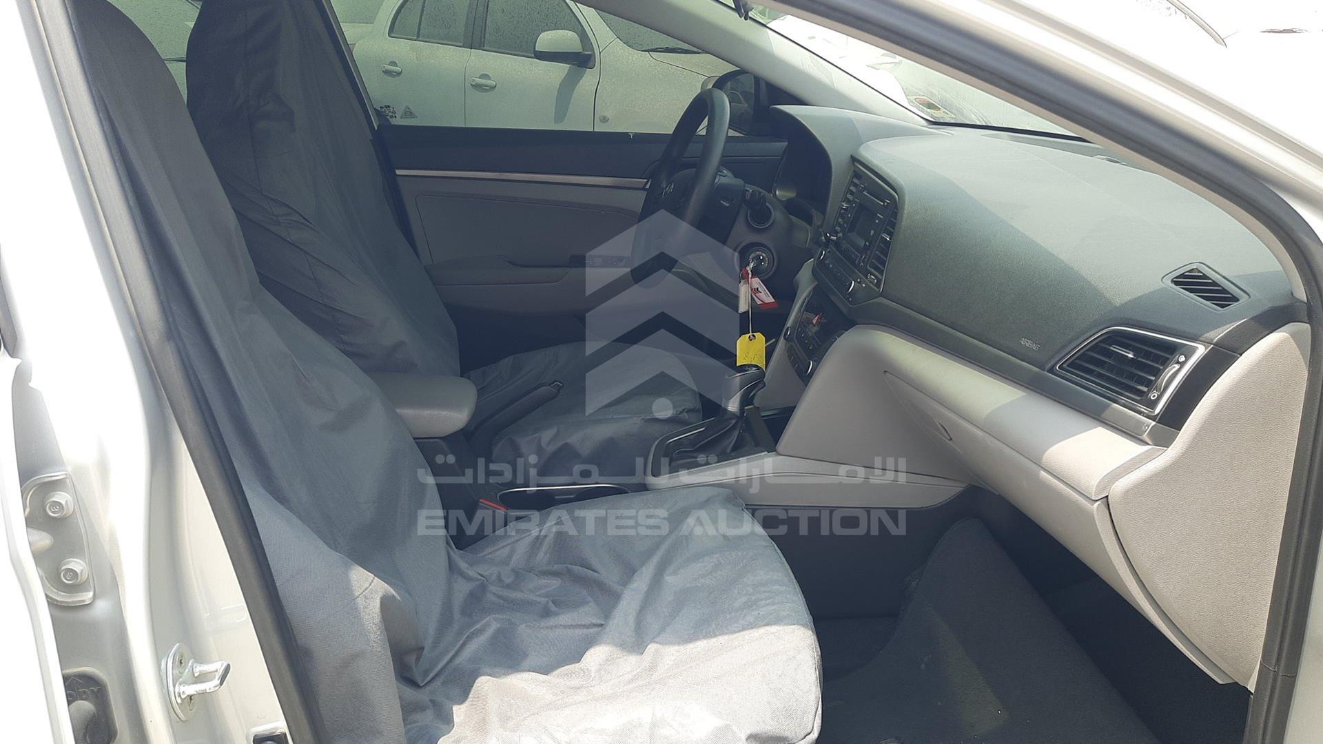 2018 HYUNDAI ELANTRA VIN: KMHD741C0JU545067