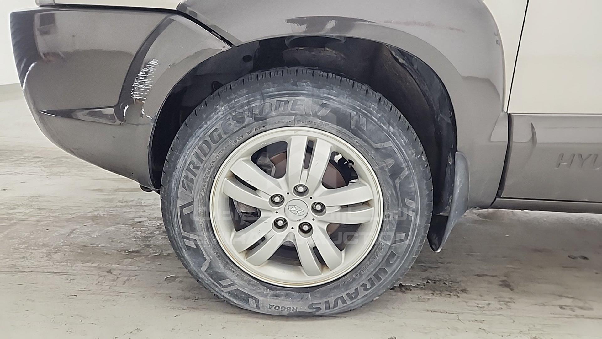 2006 HYUNDAI TUCSON VIN: KMHJM81B16U302479