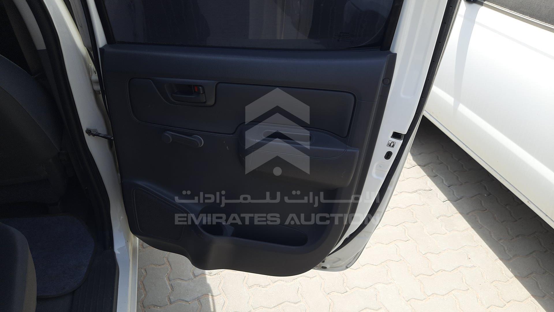 2014 TOYOTA HILUX VIN: MR0EX12G2E2346808