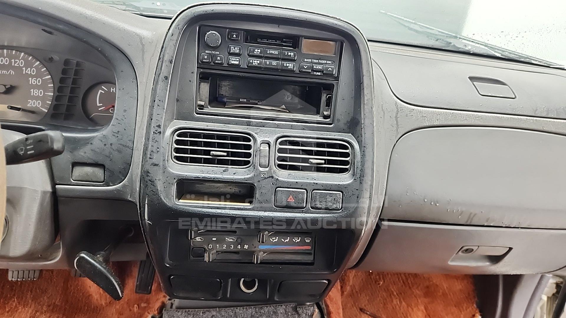 2002 NISSAN 2400 VIN: JN6BD23Y92A720241