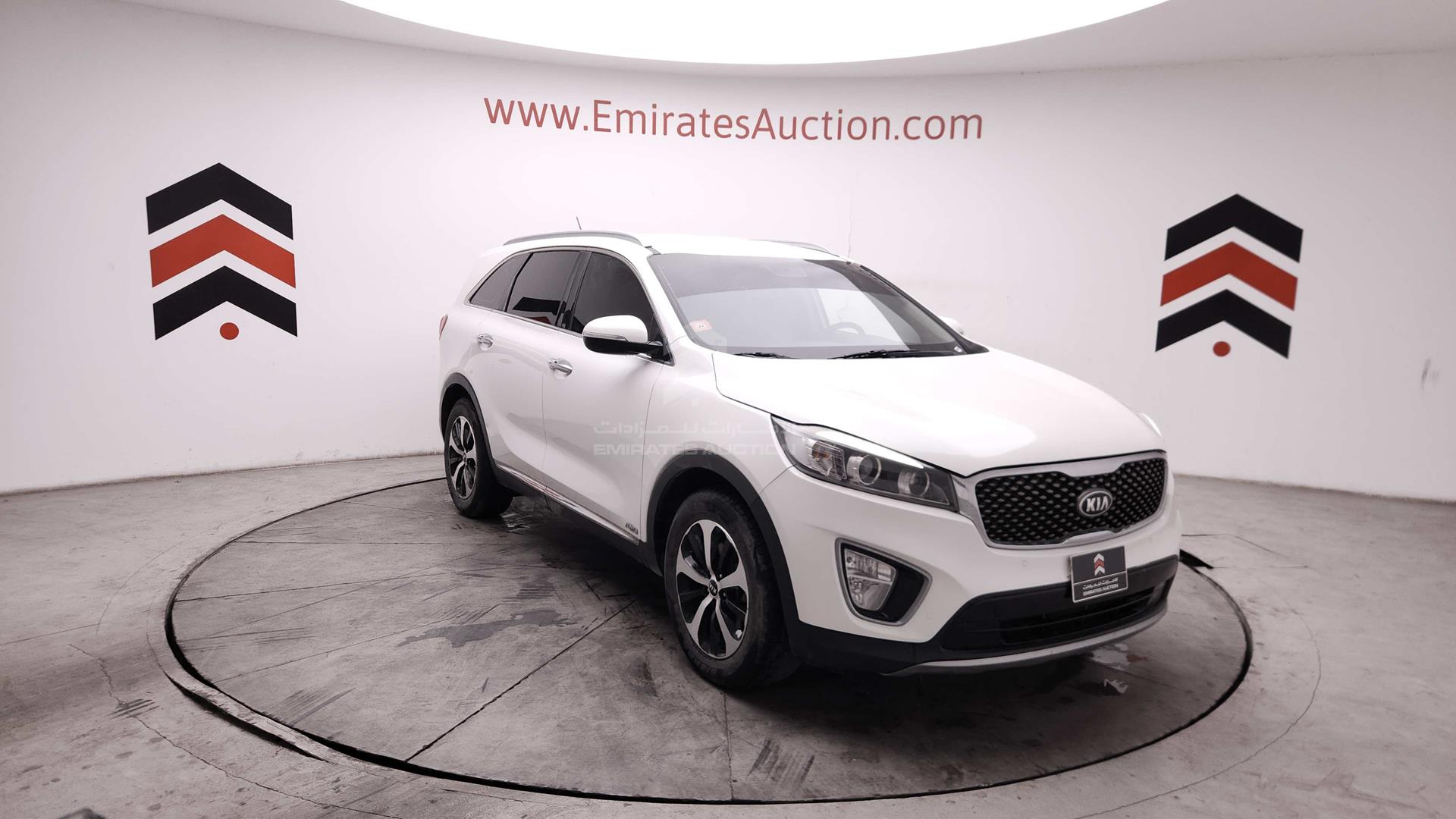 2016 KIA SORENTO VIN: KNAPH8147G5100839