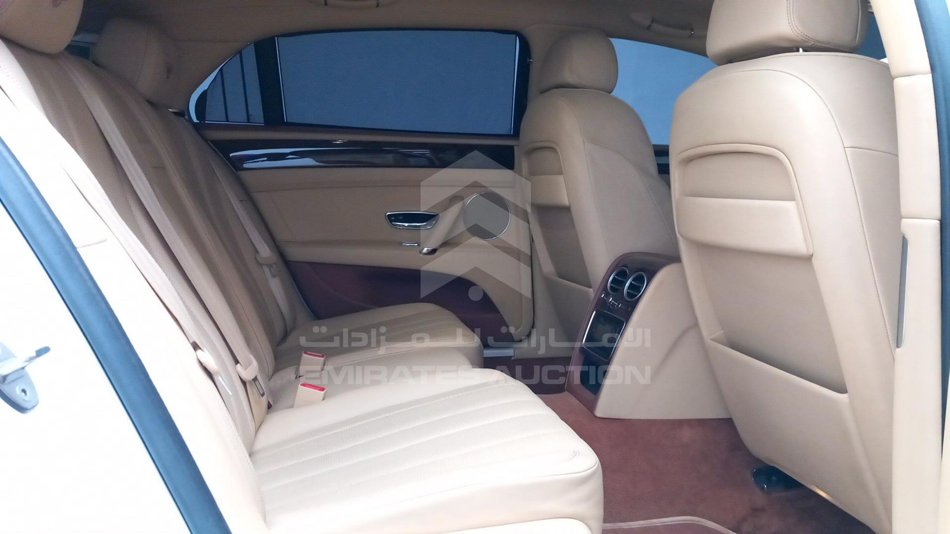 2014 BENTLEY FLYING SPUR VIN: SCBEA5ZA1EC090599