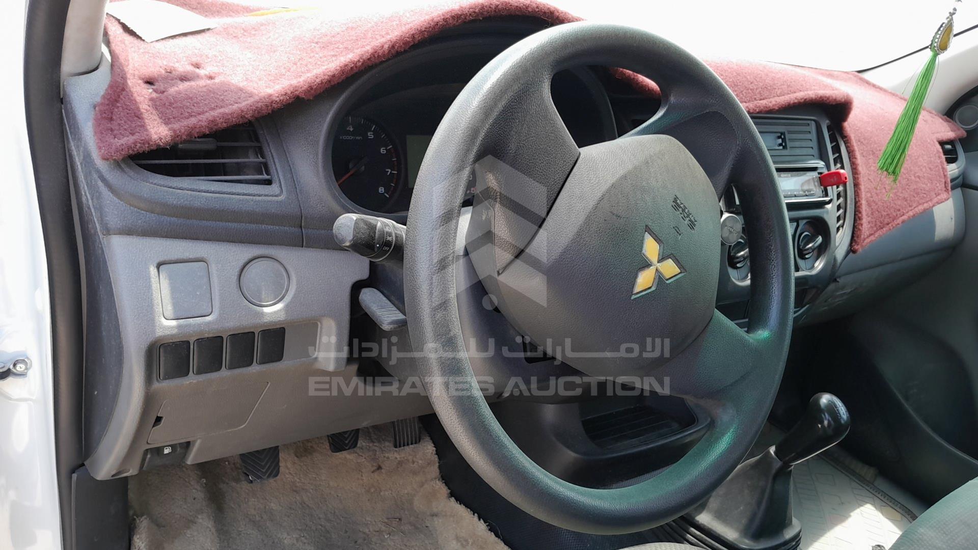 2016 MITSUBISHI L 200 VIN: MMBJNKJ40GH065288