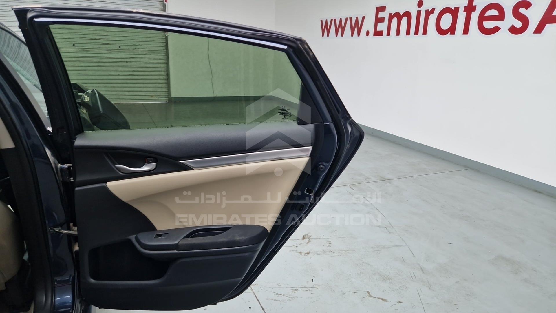 2017 HONDA CIVIC VIN: 19XFC2677HE450331