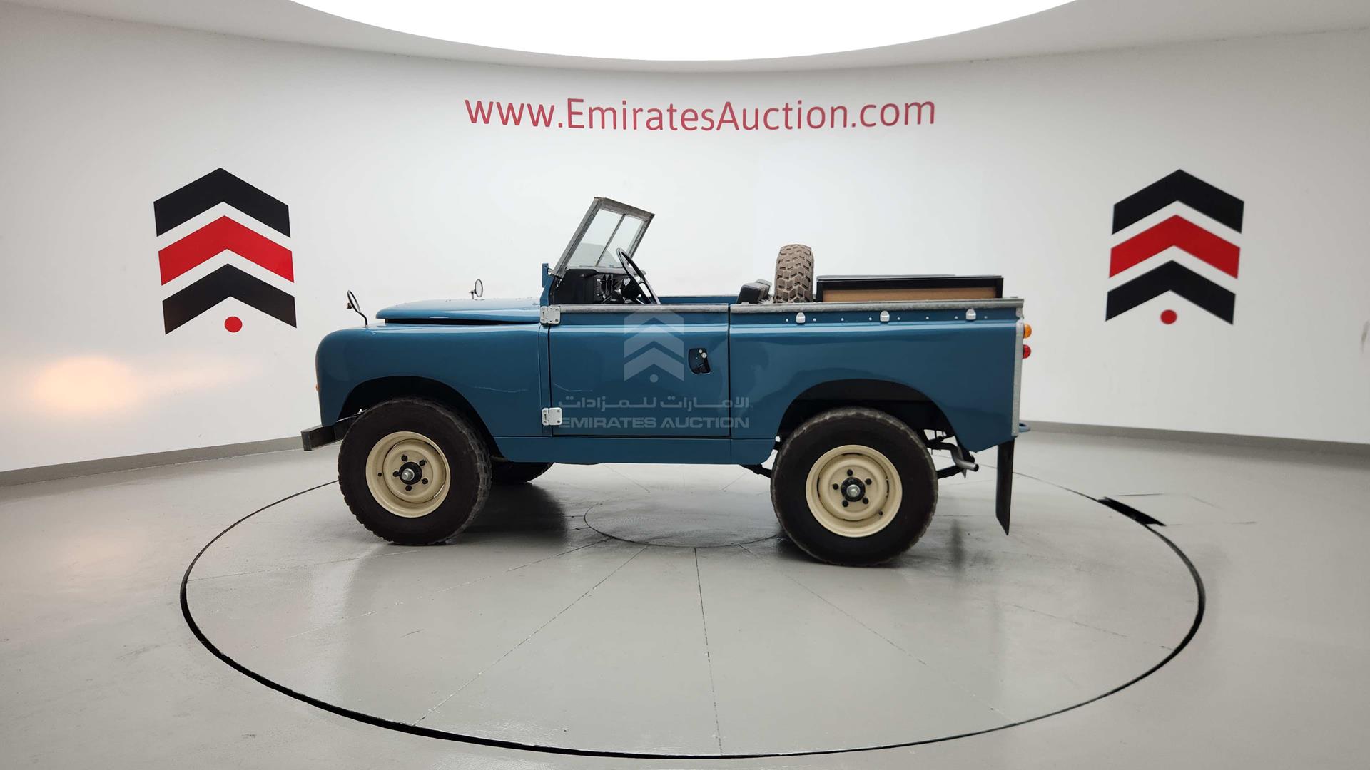 1984 LAND ROVER DEFENDER VIN: 90501351