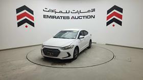 2019 Hyundai Avante — Front Left Angle — Photo 6 — Thumbnail