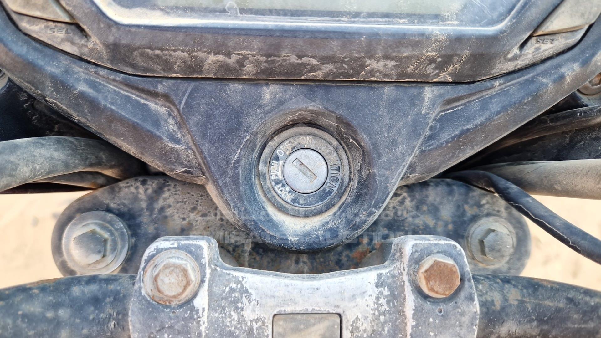 0 HONDA UNICORN VIN: ME4KC2039G8002674