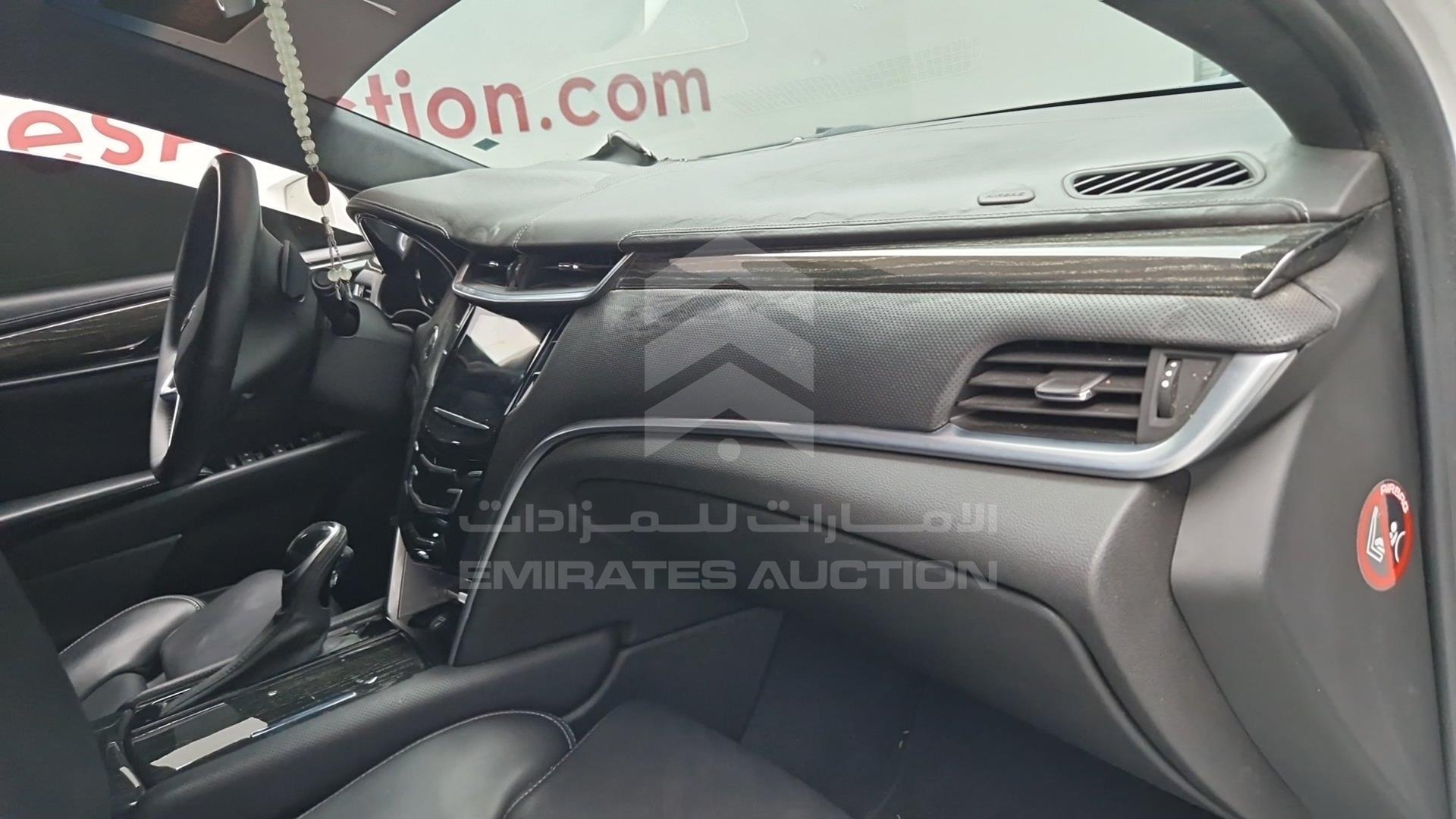 2018 CADILLAC XTS VIN: 2G6185S85J9100344