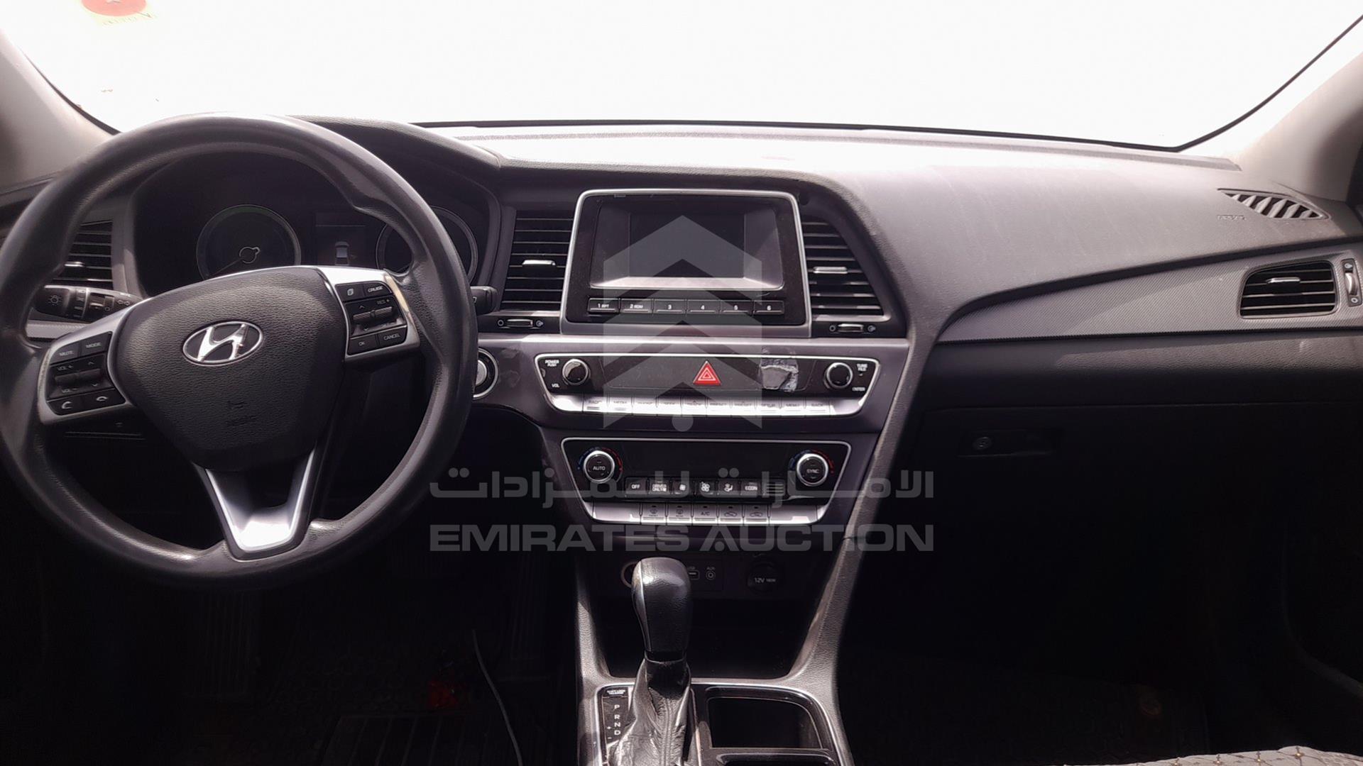 2019 HYUNDAI SONATA VIN: KMHE24134KA092903
