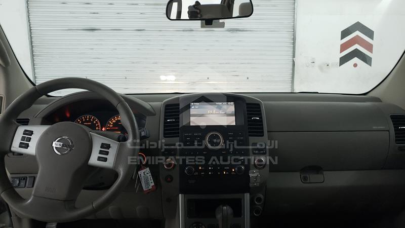 5N1AR1N8XBC629793 Auction: EmiratesAuction Lot: 405707 5N1AR1N8XBC629793 Nissan Pathfinder 2011 WHITE Photo 14