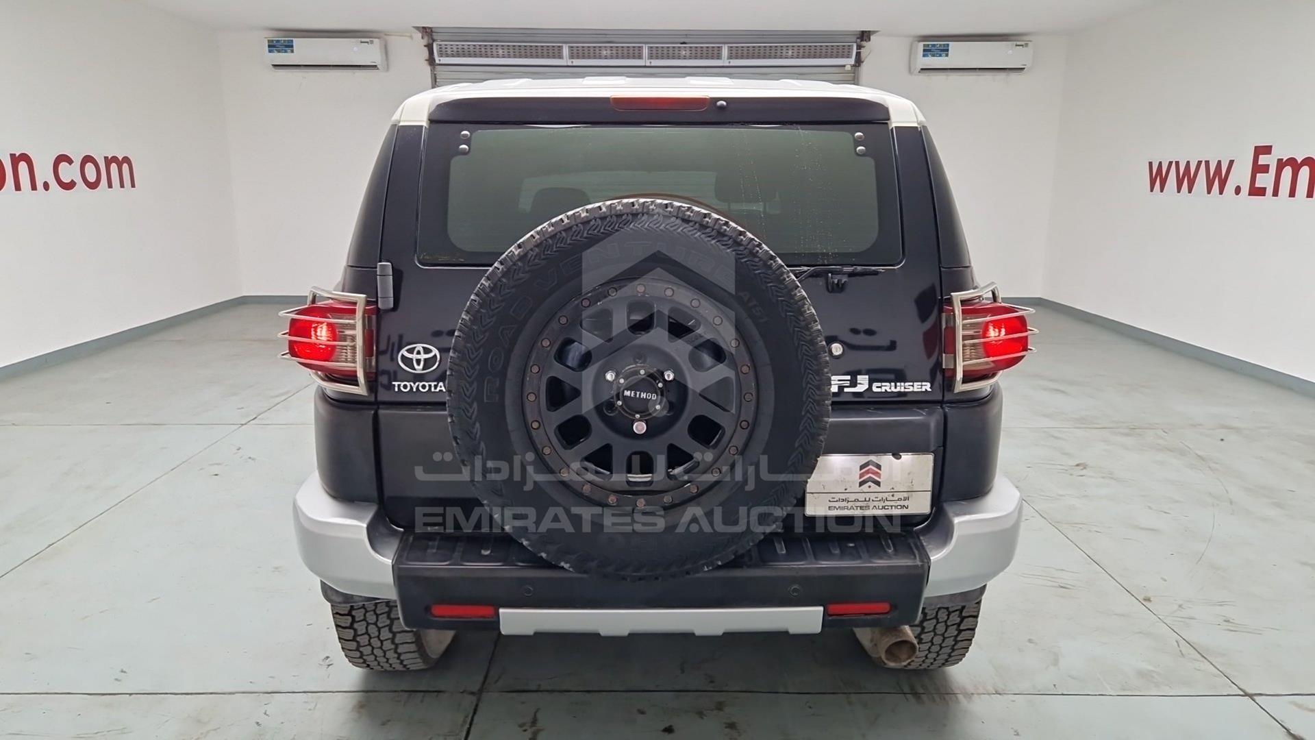 2008 TOYOTA FJ CRUISER VIN: JTEBU11F28K028254