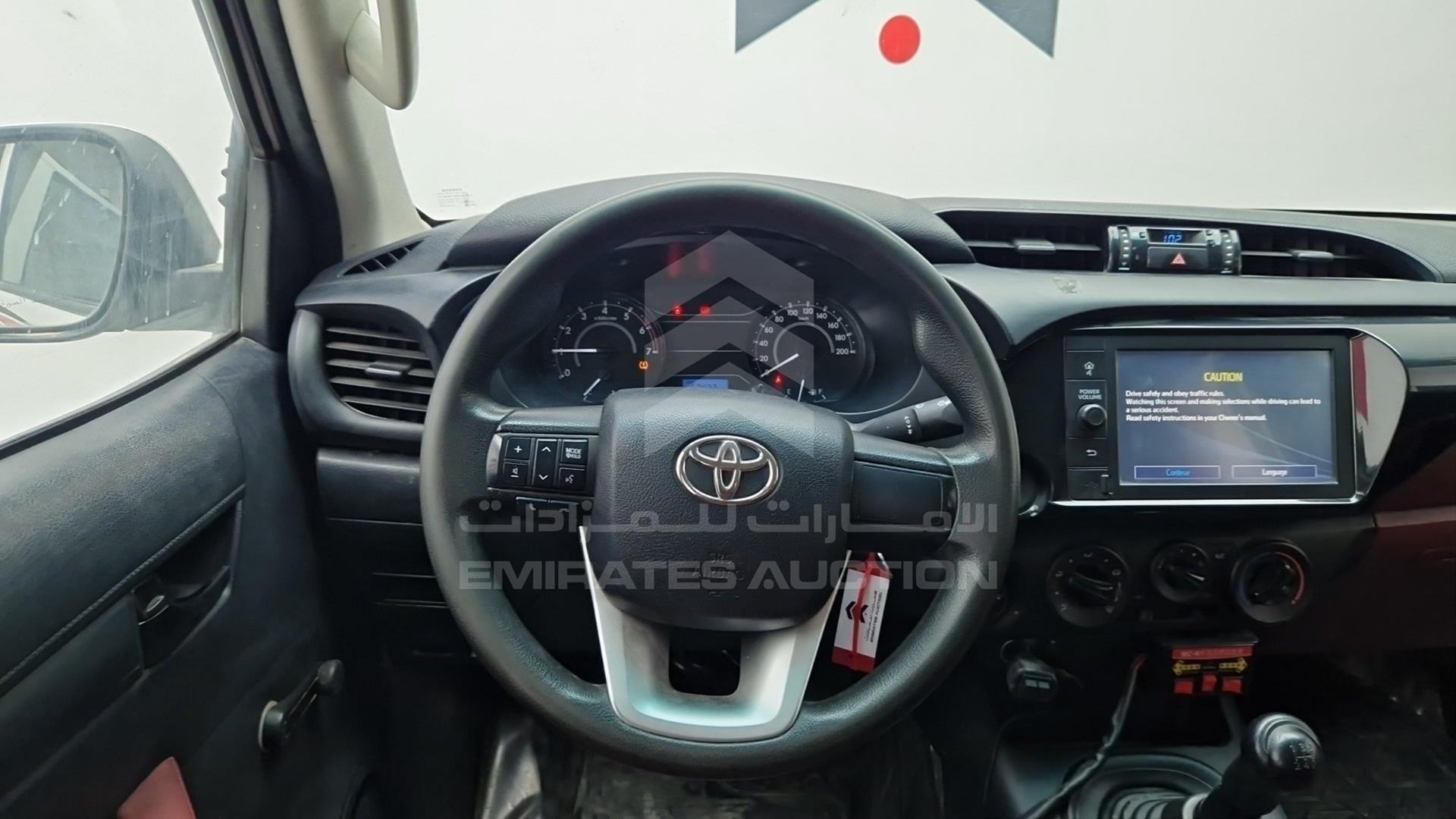 2022 TOYOTA HILUX VIN: MR0DX9CD6N2646012
