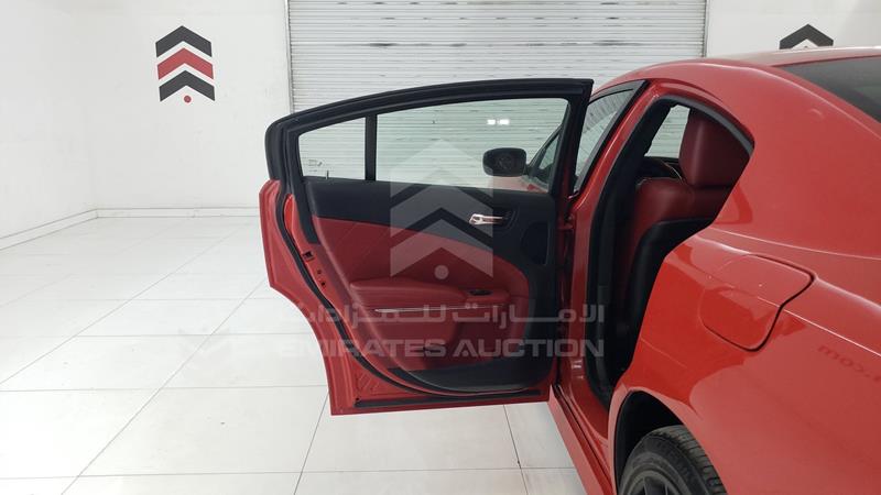 VIN: 2C3CDXCT7CH206422 Auction: EmiratesAuction Lot: 347502 2C3CDXCT7CH206422 Dodge Charger 2012 RED Photo 23