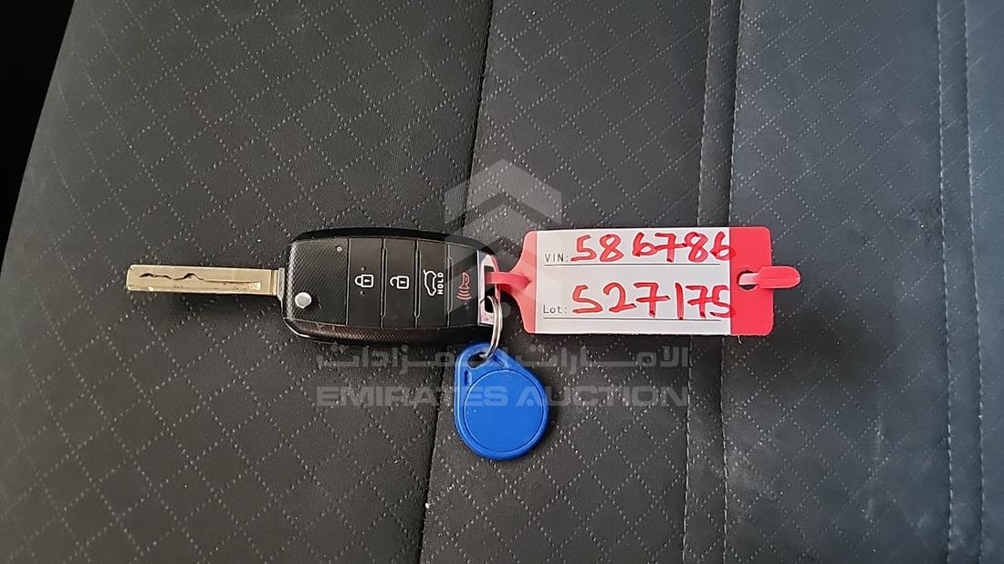 2019 Kia Sorento — Keys — Photo 5