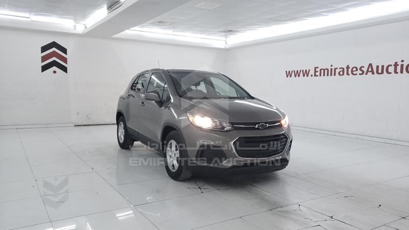 KL7CJKSB3LB353620 Auction: EmiratesAuction Lot: 409549 KL7CJKSB3LB353620 Chevrolet Trax 2020 BROWN Photo 9