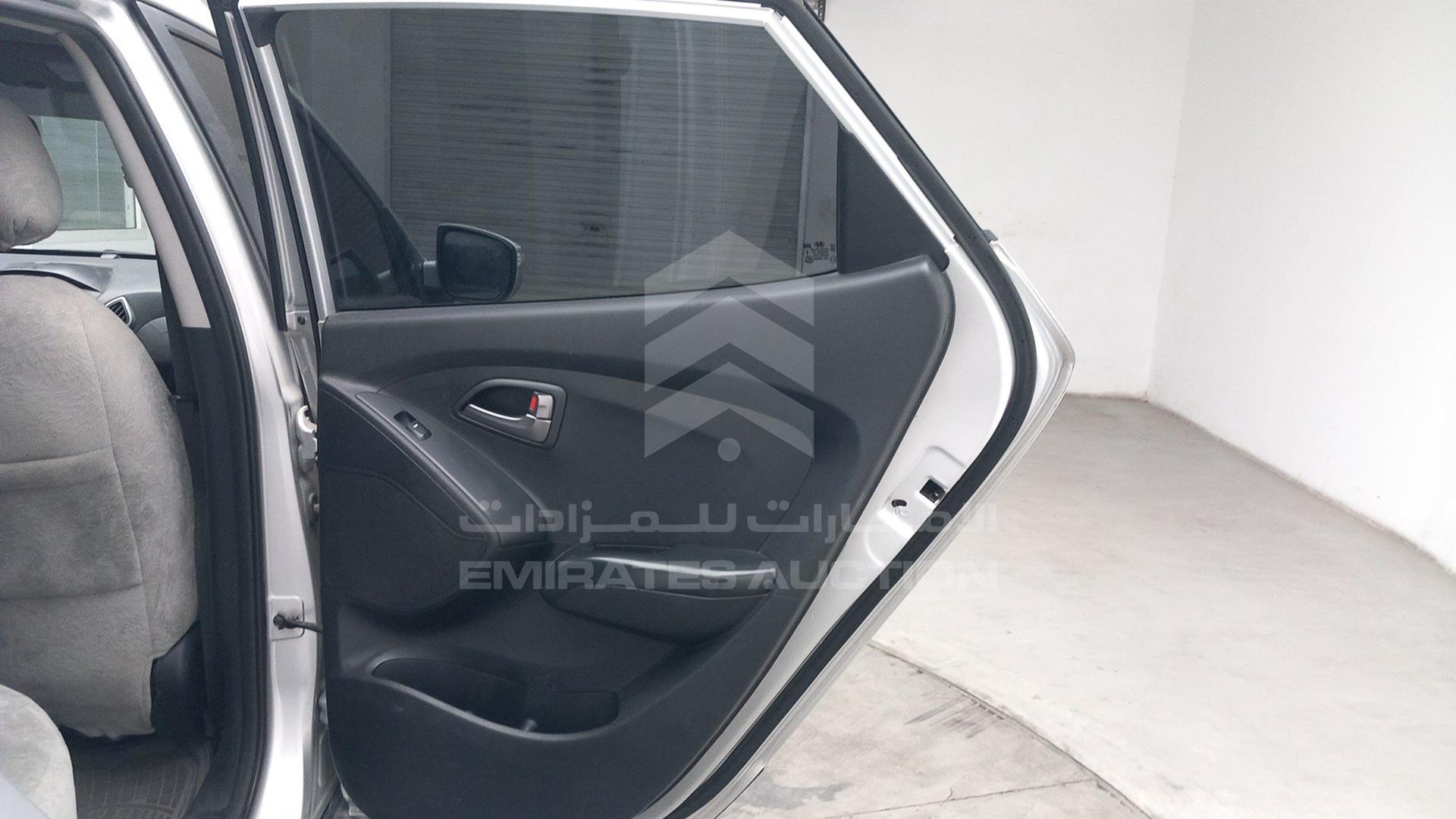2015 HYUNDAI TUCSON VIN: KMHJT81E0FU045036
