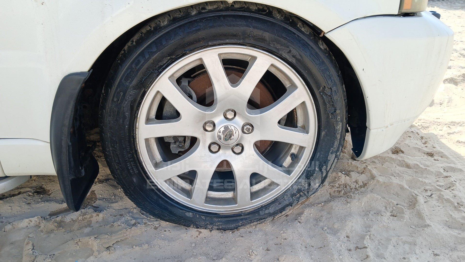 2008 RANGE ROVER SPORT VIN: SALLSAA548A139220