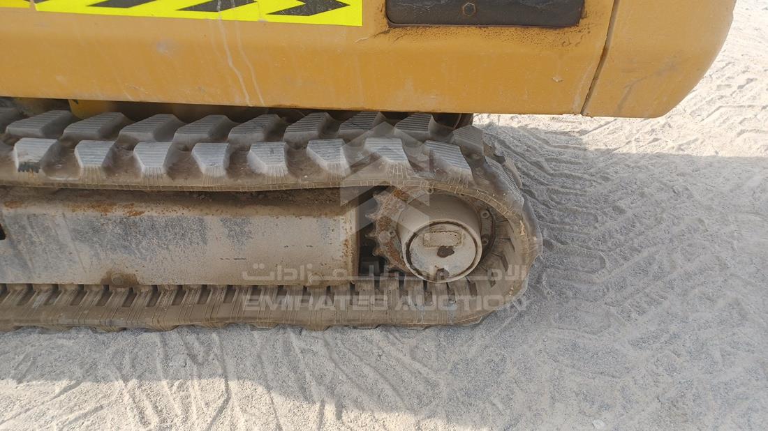 كاتربيلر — الإطار الخلفي الأيسر — صورة 31