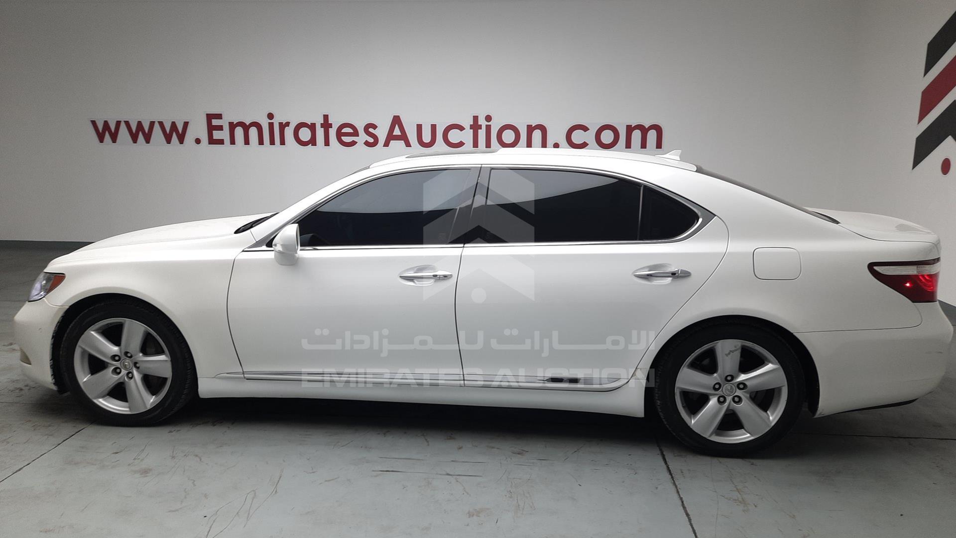 2007 LEXUS LS 460 L VIN: JTHGL46F675016000