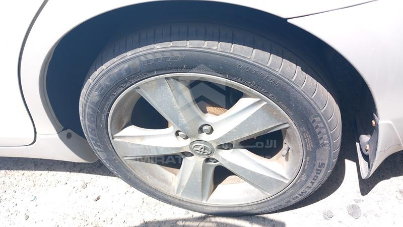 6T1BE42K8BX744228 Auction: EmiratesAuction Lot: 408520 6T1BE42K8BX744228 Toyota Camry 2011 WHITE Photo 33