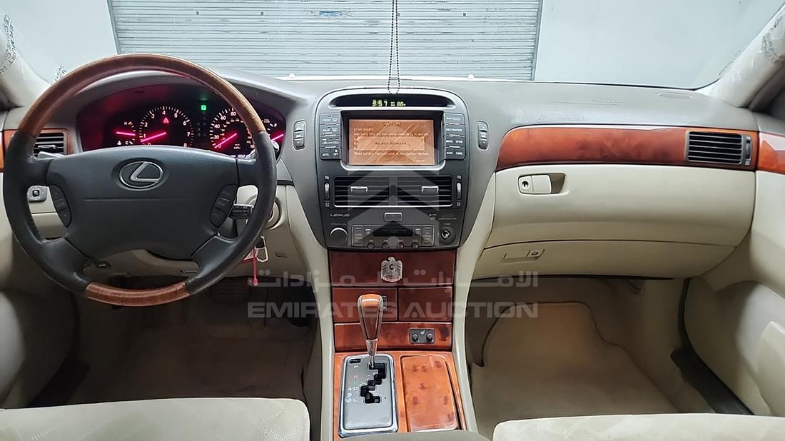 2001 Lexus LS 430 — Full Dashboard View — Photo 15