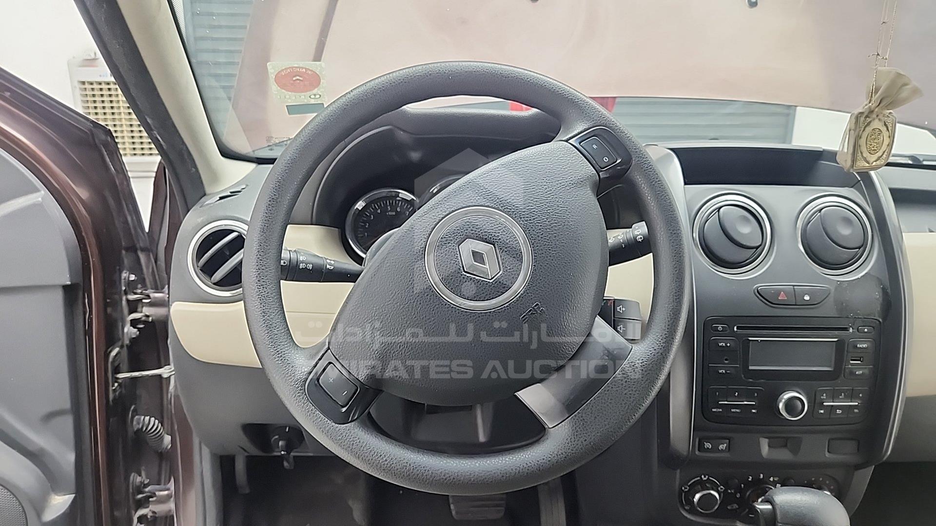 2017 RENAULT DUSTER VIN: VF1HSRCH9HA531771