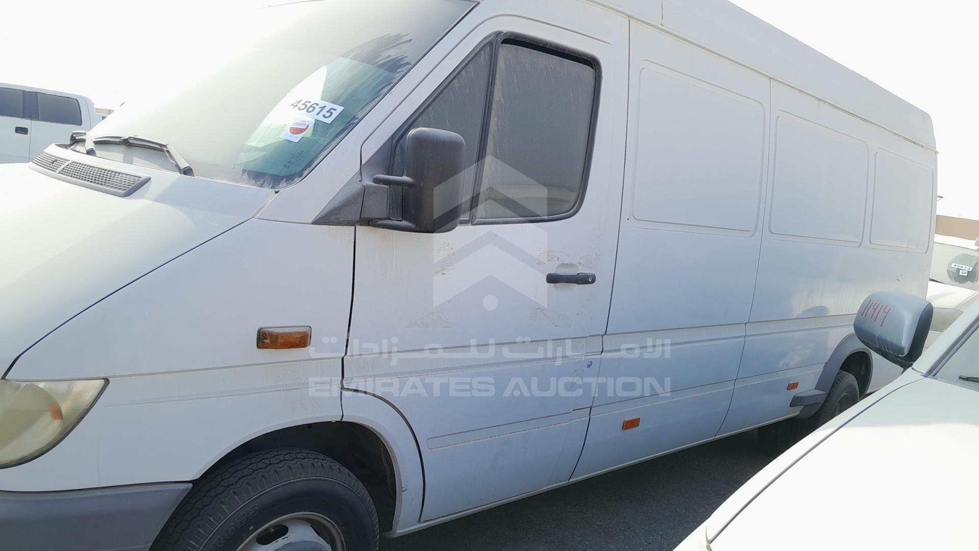 2010 MERCEDES SPRINTER VIN: WD3YB5482AE036006